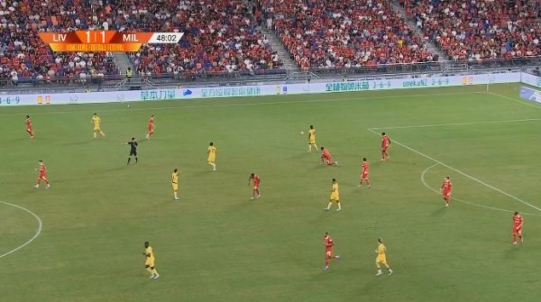 利物浦下半场更换9人：玛玛达什维利、科尔克兹、弗林蓬登场