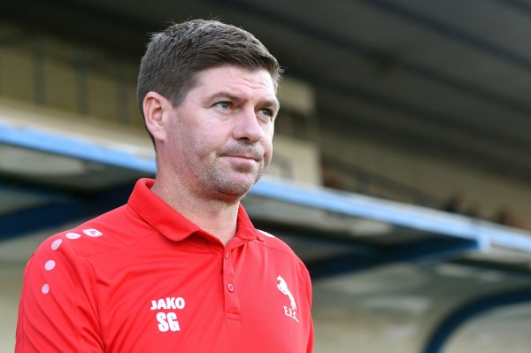 记者：杰拉德退赛流浪者主帅职位角逐  ，他认为回归时机尚未成