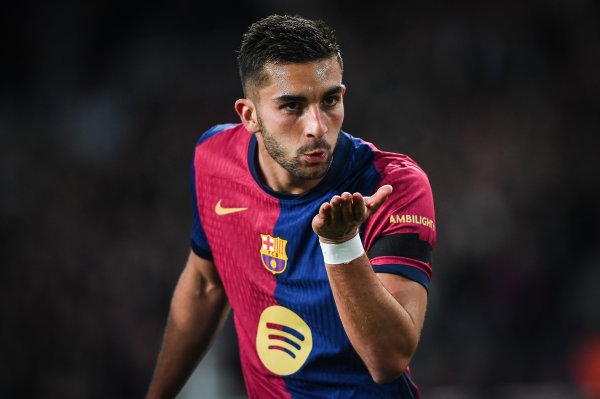 巴萨官方：费兰-托雷斯左腿肌群  超负荷但未损伤，无需休战