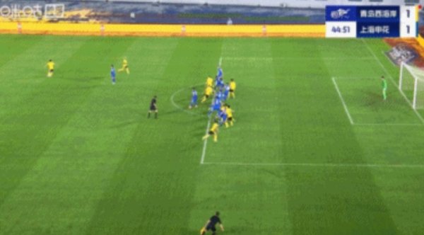 真没越位违例  啊！张呈栋暴怒原因：精妙定位球协作  ，助理