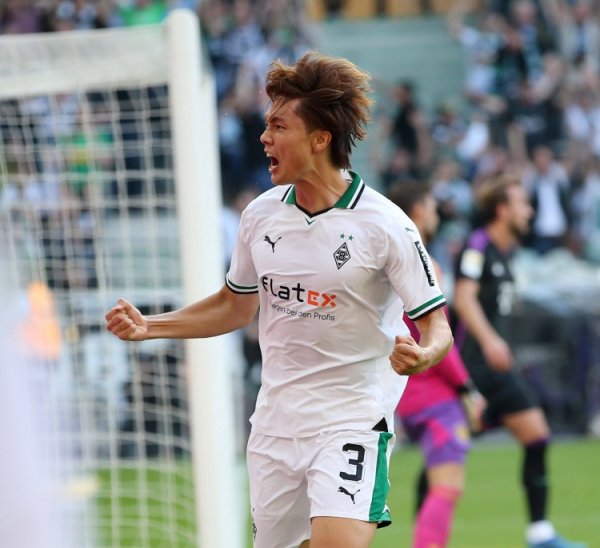 记者：阿贾克斯签板仓滉进入冲刺跑  阶段，固定转会费超100