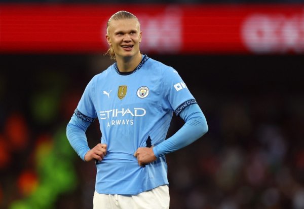 强势开局，哈兰德加盟曼城4个赛季，每赛季前10轮40场共打进