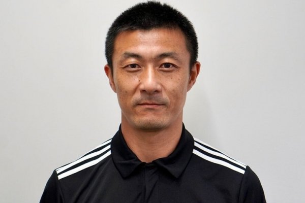 傅明：吹罚J职业联赛  更像是留学期间的兼职 理想  是有朝